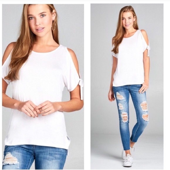 🌻NEW White Tie Sleeve Top - Picture 2 of 3